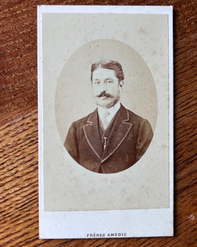 Italian gentleman freres - gentleman,